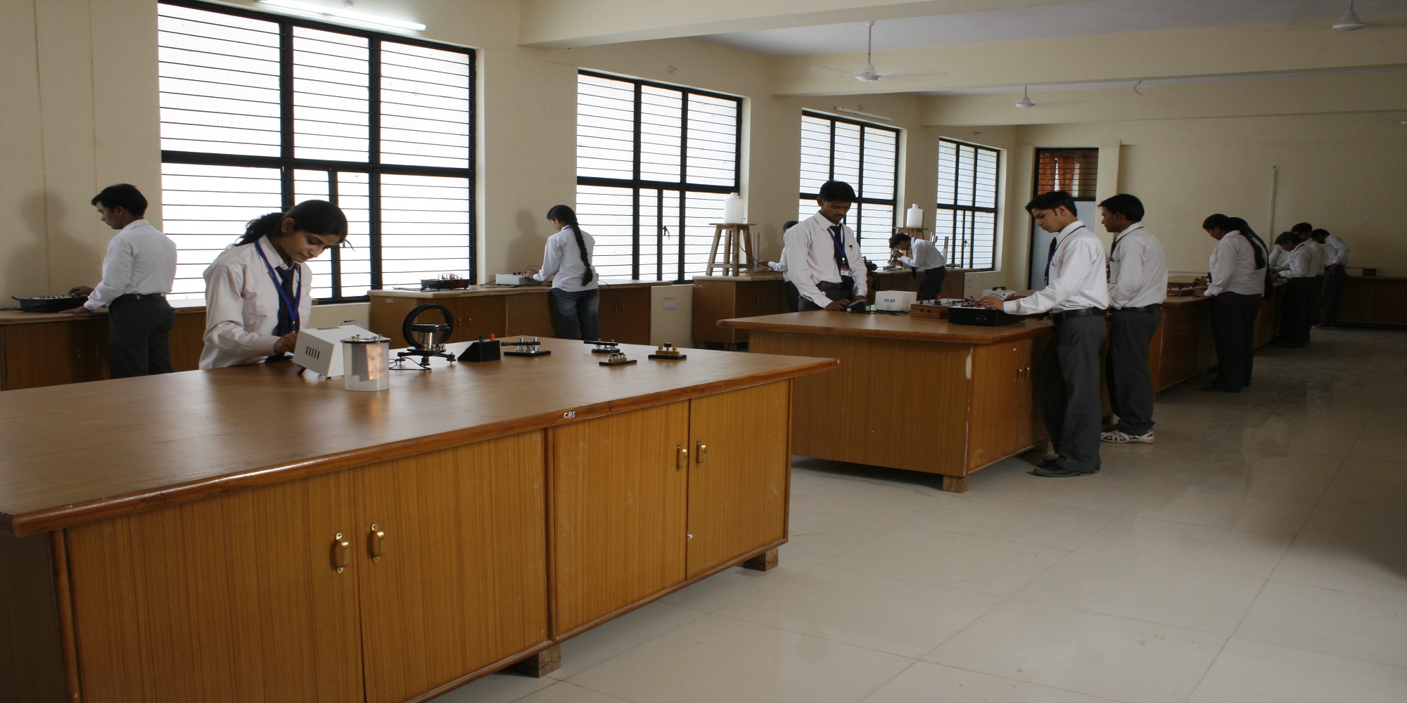 Physical Lab – C. B. S. COLLEGE OF ENGINEERING AND MANAGEMENT